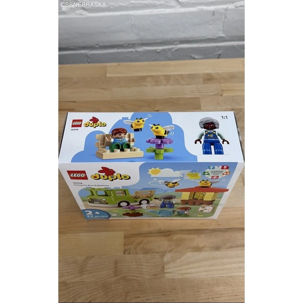 LEGO‎ DUPLO: Caring for Bees & Beehives